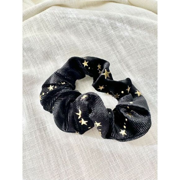 Black gold star embellished hair scrunchie - Picture 1 of 2